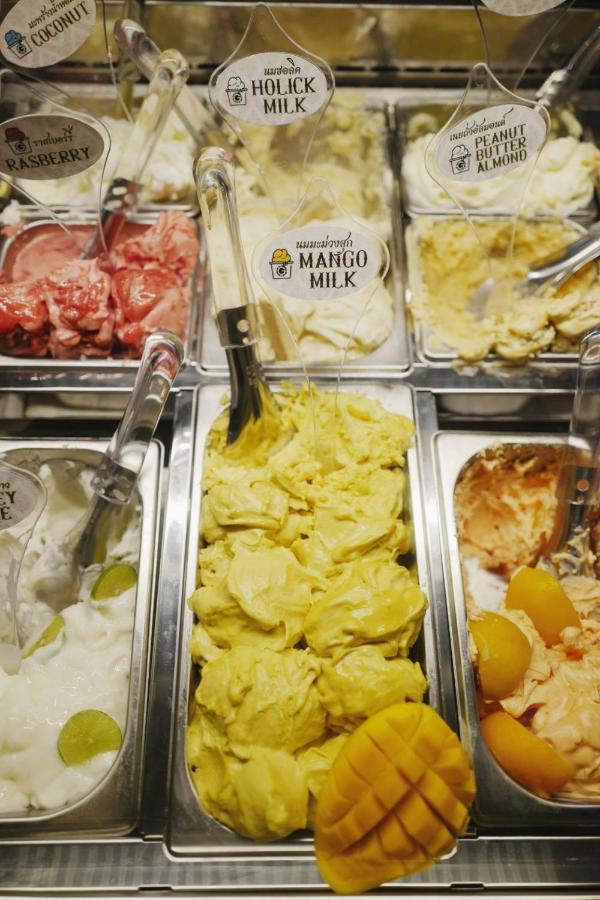 Ghee Gelato House Bed & Breakfast กรุงเทพมหานคร ภายนอก รูปภาพ