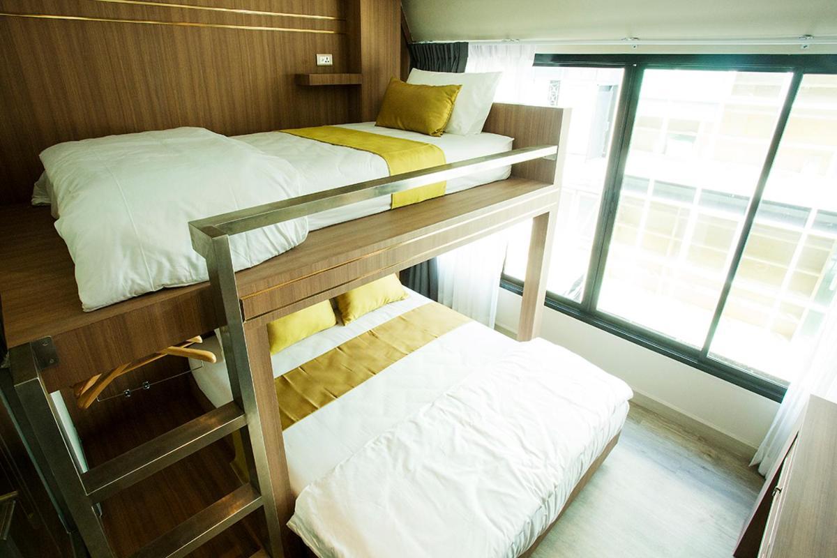 Ghee Gelato House Bed & Breakfast กรุงเทพมหานคร ภายนอก รูปภาพ