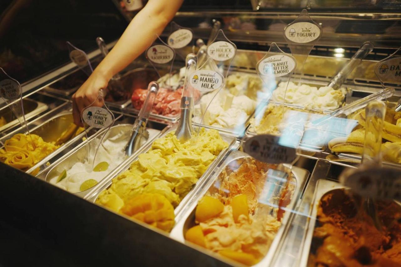 Ghee Gelato House Bed & Breakfast กรุงเทพมหานคร ภายนอก รูปภาพ