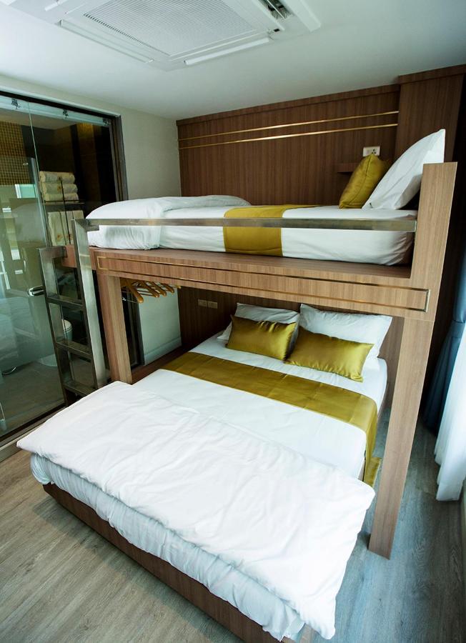 Ghee Gelato House Bed & Breakfast กรุงเทพมหานคร ภายนอก รูปภาพ